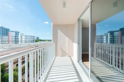 3161 S Ocean Drive Hallandale Beach FL 33009