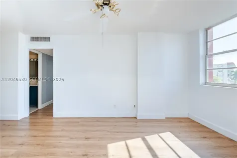 3161 S Ocean Drive Hallandale Beach FL 33009