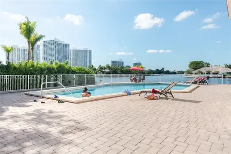 3161 S Ocean Drive Hallandale Beach FL 33009