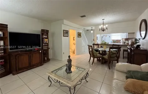 2365 W 74th Street Hialeah FL 33016