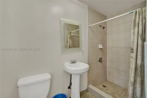 829 SW 19th Avenue Miami FL 33135