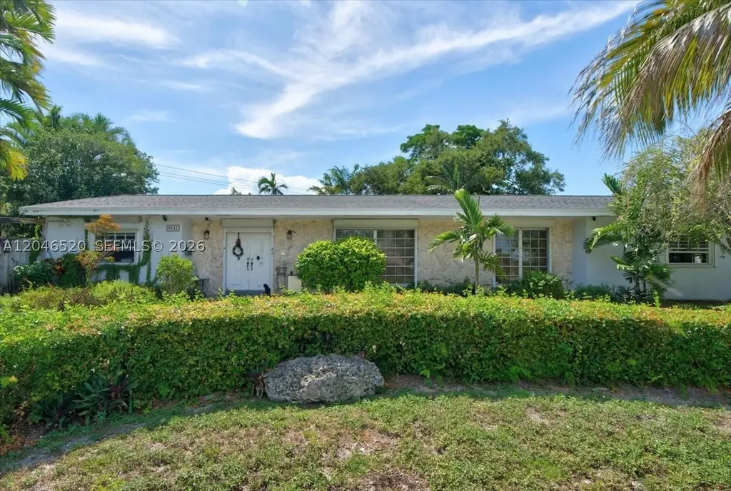 9841 SW 157th Terrace Miami FL 33157
