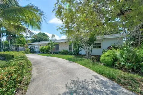 9841 SW 157th Terrace Miami FL 33157