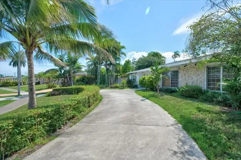 9841 SW 157th Terrace Miami FL 33157