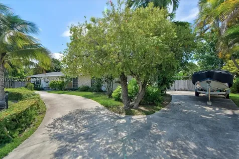 9841 SW 157th Terrace Miami FL 33157