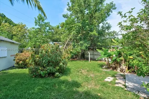 9841 SW 157th Terrace Miami FL 33157