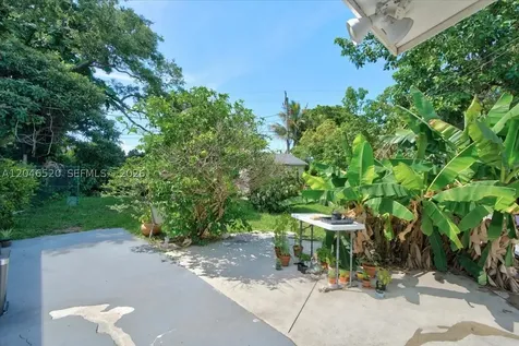 9841 SW 157th Terrace Miami FL 33157