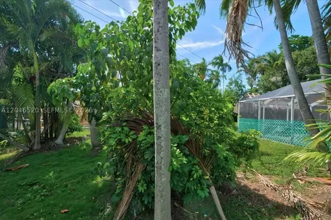 9841 SW 157th Terrace Miami FL 33157
