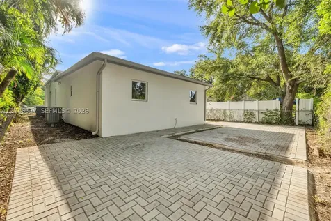 7537 NW 3rd Avenue Miami FL 33150