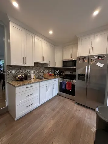 3793 SW 28th Street Miami FL 33134