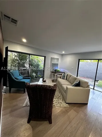 3793 SW 28th Street Miami FL 33134