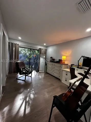 3793 SW 28th Street Miami FL 33134