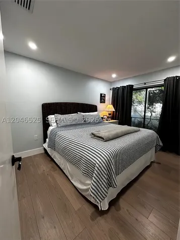 3793 SW 28th Street Miami FL 33134