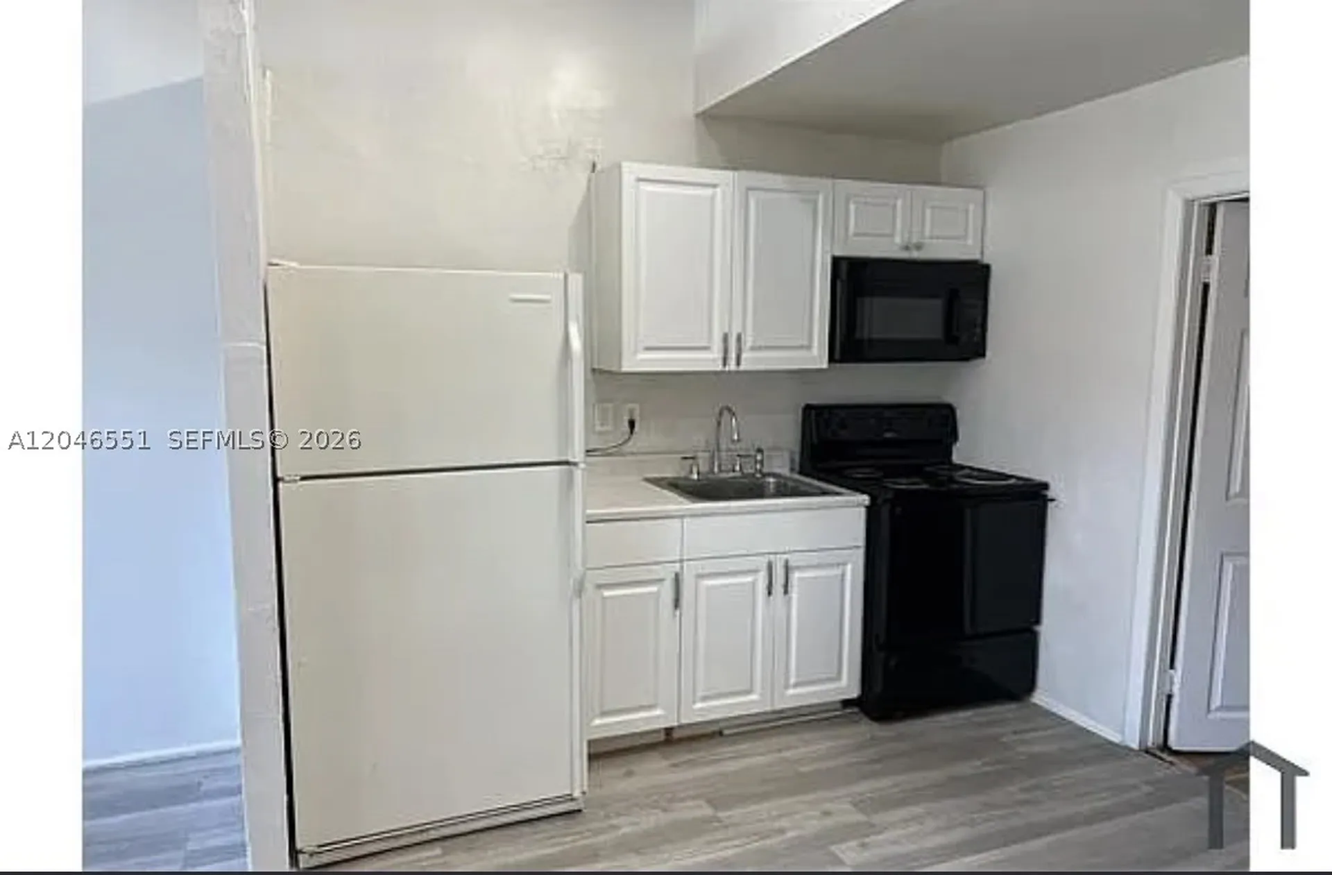2205 Roosevelt Street Hollywood FL 33020