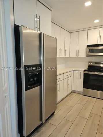 1110 SW 125th Avenue Pembroke Pines FL 33027