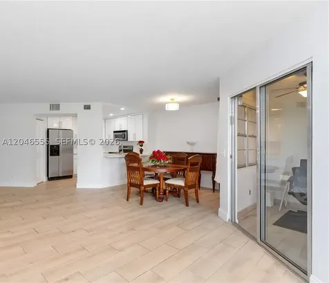 1110 SW 125th Avenue Pembroke Pines FL 33027