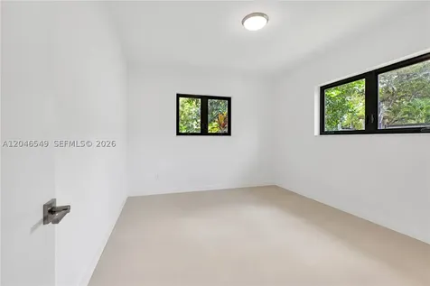 950 Bayamo Avenue Coral Gables FL 33146