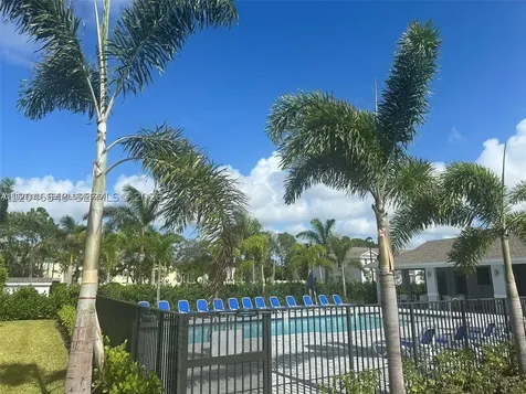 204 SE Woodbark Street Port St. Lucie FL 34984