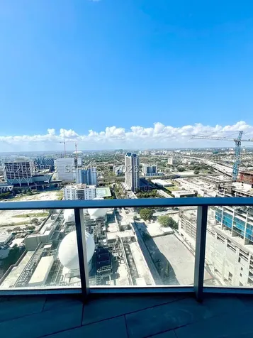 Miami FL 33132