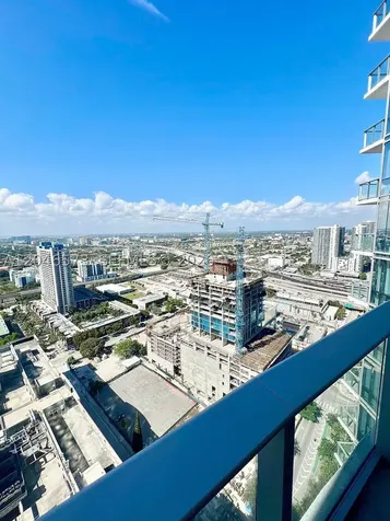 Miami FL 33132