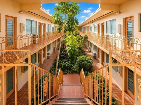 1050 Pennsylvania Avenue Miami Beach FL 33139