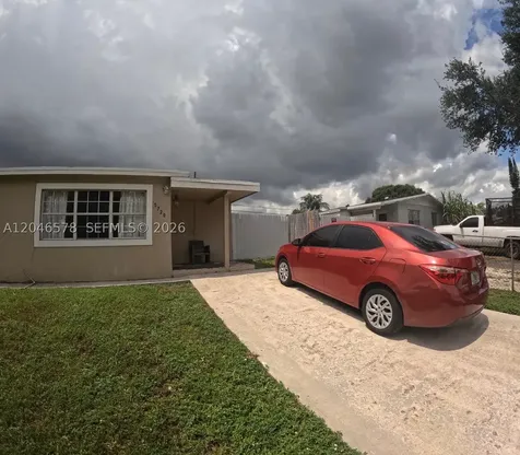 5720 SW 38th Court Davie FL 33314