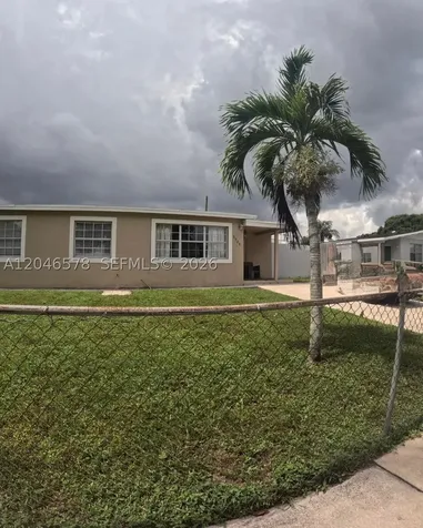 5720 SW 38th Court Davie FL 33314