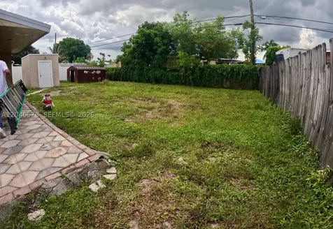 5720 SW 38th Court Davie FL 33314