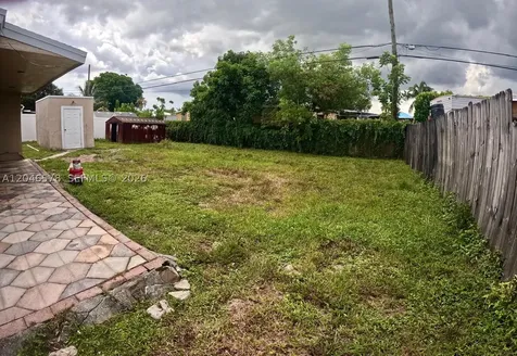 5720 SW 38th Court Davie FL 33314