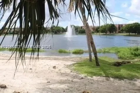 9355 Fontainebleau Boulevard Miami FL 33172
