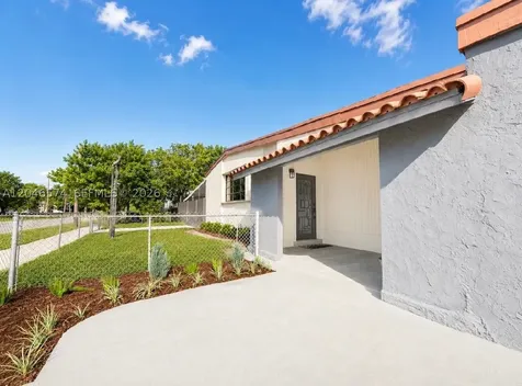 620 NW 182nd Terrace Miami Gardens FL 33169