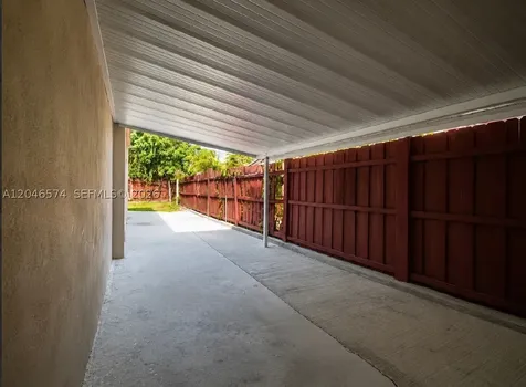 620 NW 182nd Terrace Miami Gardens FL 33169