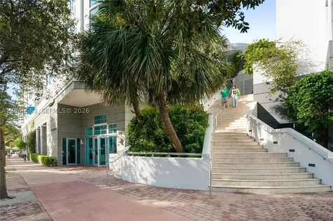 110 Washington Avenue Miami Beach FL 33139