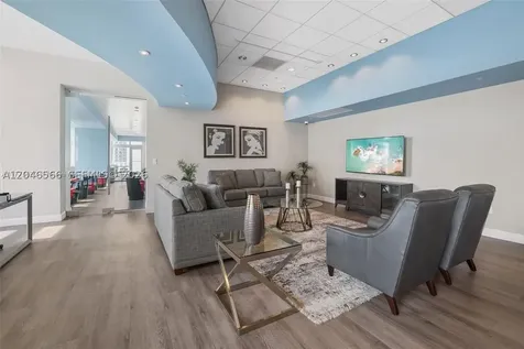 300 S Biscayne Boulevard Miami FL 33131