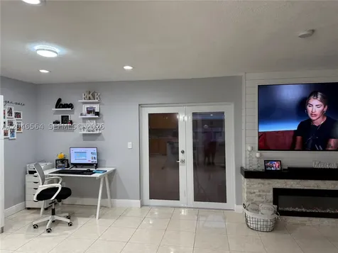 7151 W 3rd Court Hialeah FL 33014