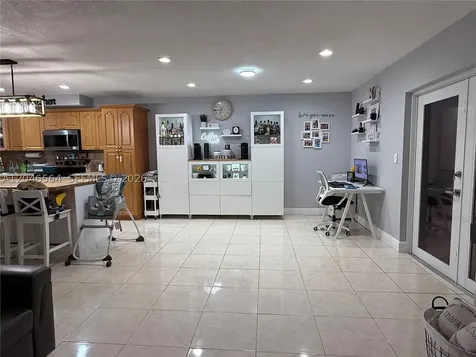 7151 W 3rd Court Hialeah FL 33014