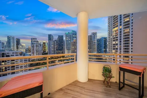 808 Brickell Key Drive Miami FL 33131