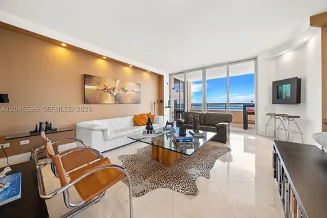 808 Brickell Key Drive Miami FL 33131