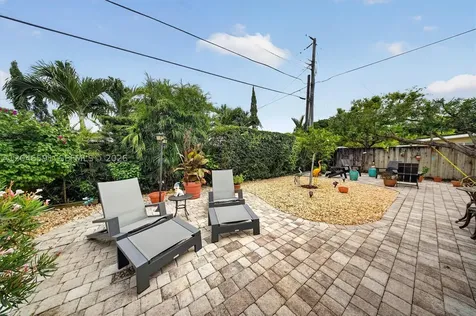 11180 SW 58th Terrace Miami FL 33173