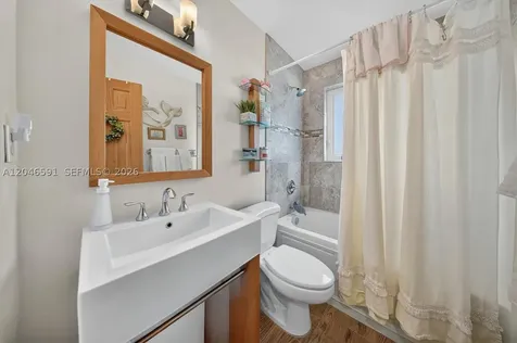 11180 SW 58th Terrace Miami FL 33173