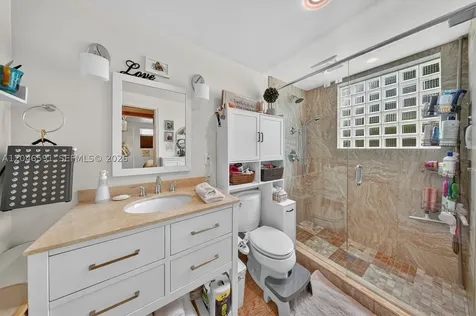 11180 SW 58th Terrace Miami FL 33173