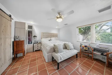 11180 SW 58th Terrace Miami FL 33173