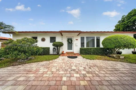 11180 SW 58th Terrace Miami FL 33173