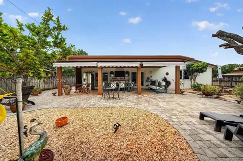 11180 SW 58th Terrace Miami FL 33173