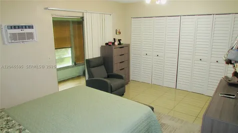 389 Tilford R Deerfield Beach FL 33442