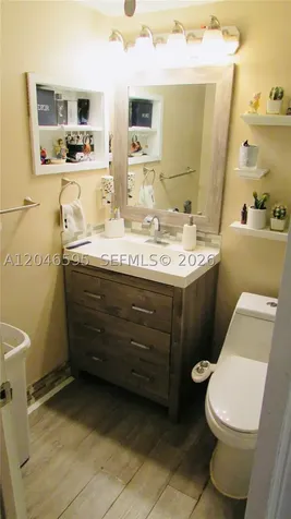 389 Tilford R Deerfield Beach FL 33442