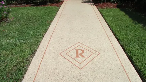 389 Tilford R Deerfield Beach FL 33442
