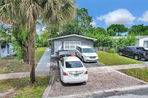 746 SW 4th Street Dania Beach FL 33004