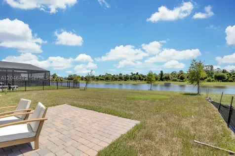 2081 Mossy Vine Avenue Saint Cloud FL 34771