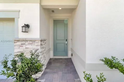 2081 Mossy Vine Avenue Saint Cloud FL 34771